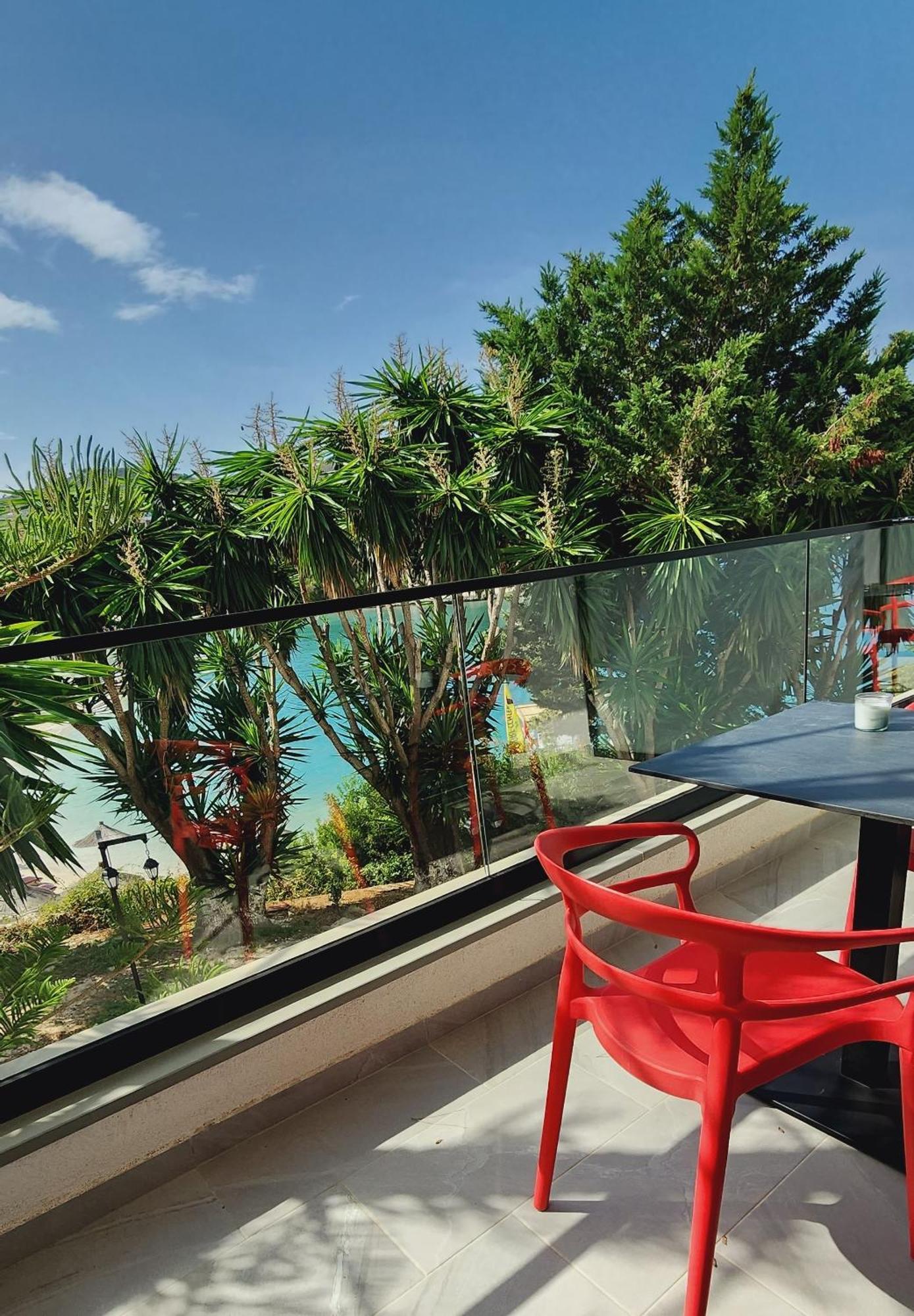 Manta Hotel Ксамил Екстериор снимка