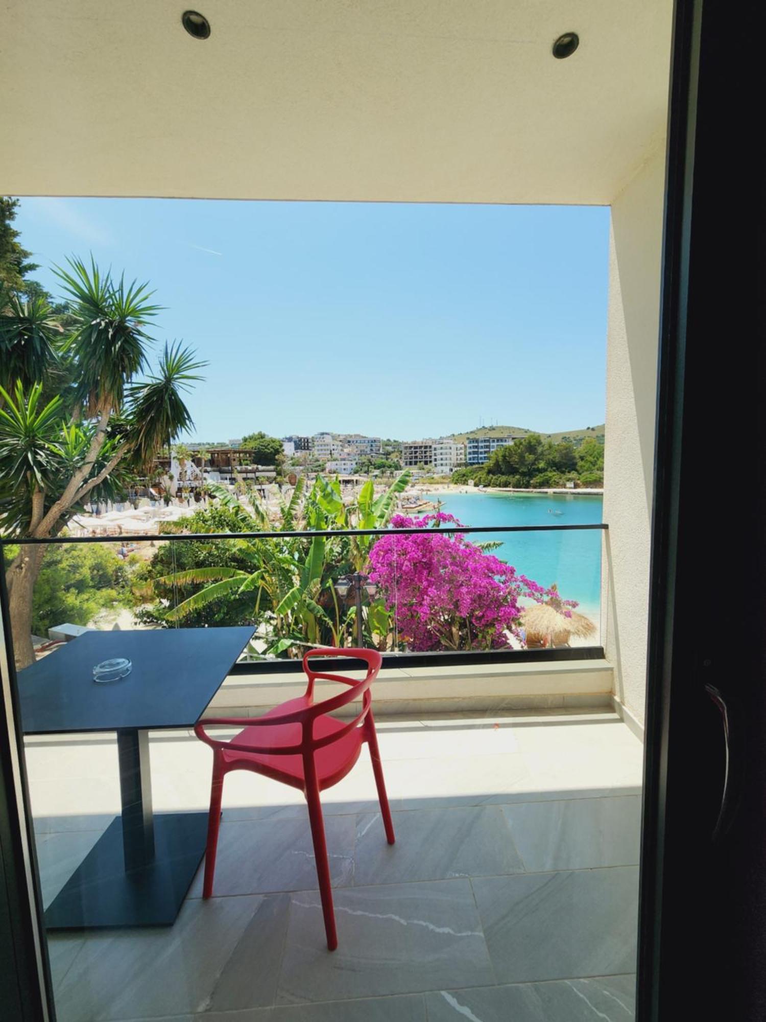 Manta Hotel Ксамил Екстериор снимка