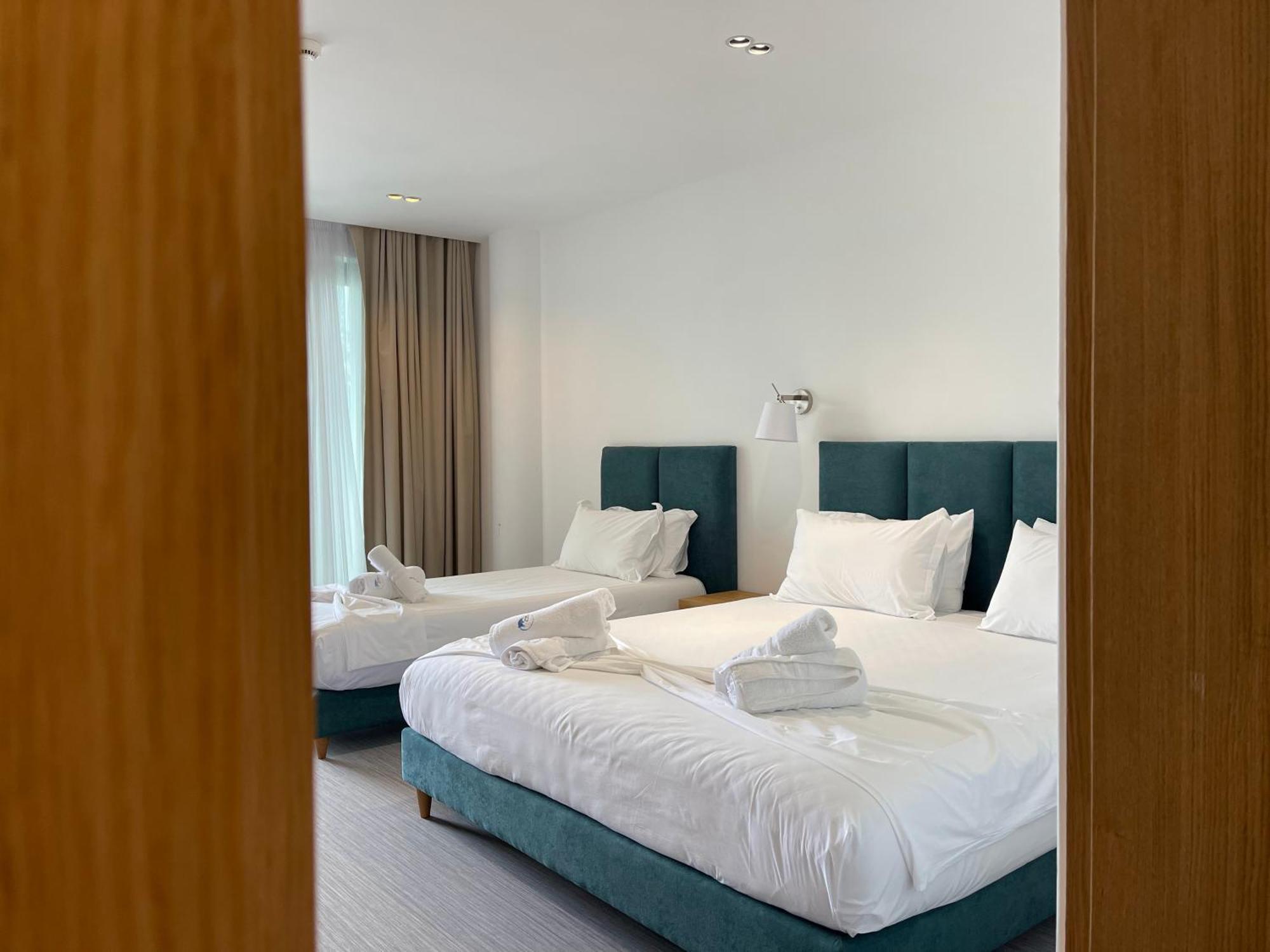 Manta Hotel Ксамил Екстериор снимка